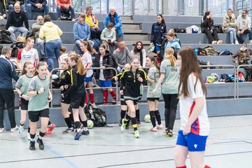 Bild 37 - wBJ Loewinnen Cup B2